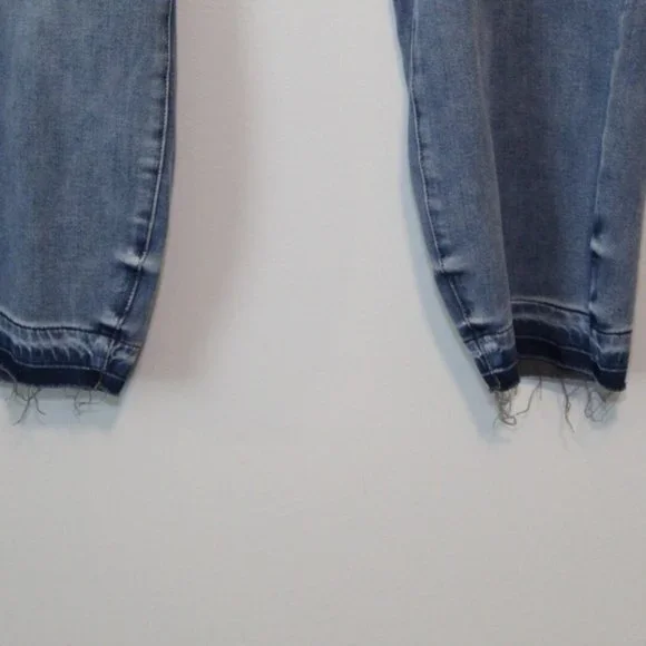 Judy Blue Relaxed Therma Denim Boyfriend Jeans Women's Plus Size 20W H13658 - Picture 3 of 11